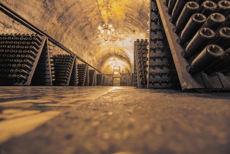 Quelle cave à vins visiter à Ribeauvillé pour des découvertes uniques ?